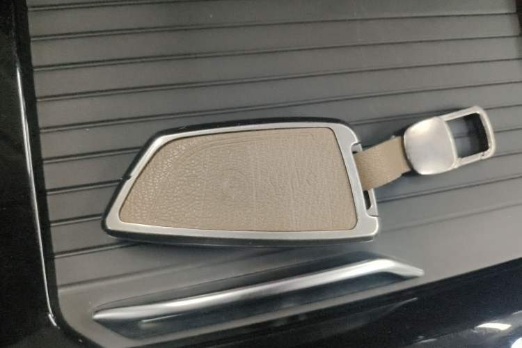 Used BMW X3 2023 xDrive25i M Sport Package Vehicle Key