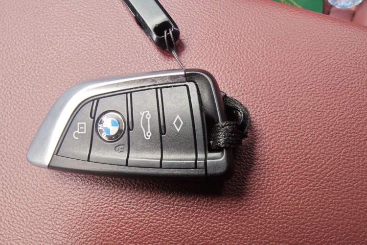 Used BMW X3 2023 xDrive30i Luxury Edition M Night Sky Package Vehicle Key