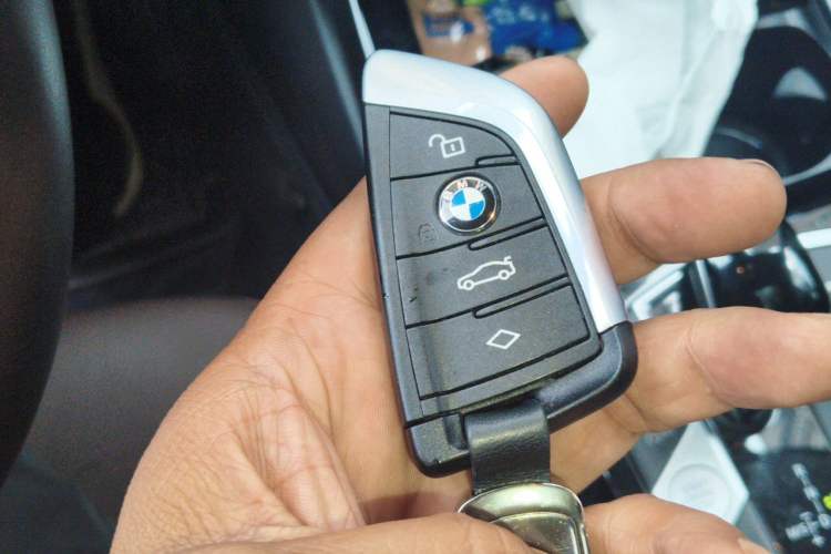 Used BMW X3 2023 xDrive25i M Sport Package Vehicle Key