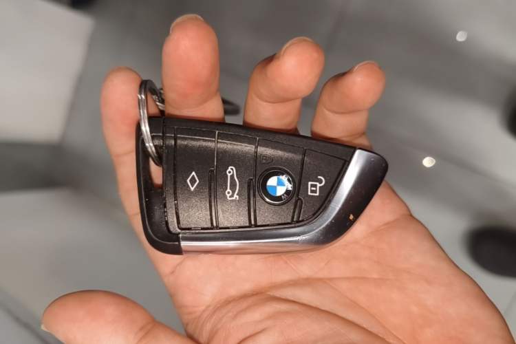 Used BMW X3 2023 xDrive25i M Sport Package Vehicle Key