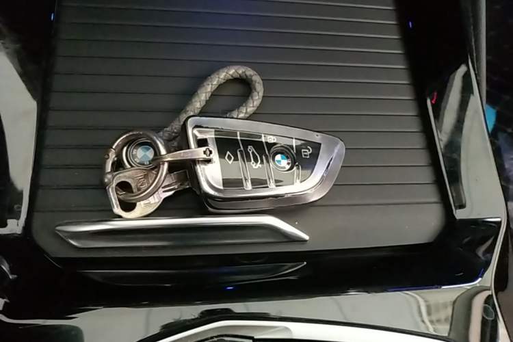 Used BMW X3 2023 Restyled xDrive30i Leading Edition M Night Sky Package Vehicle Key