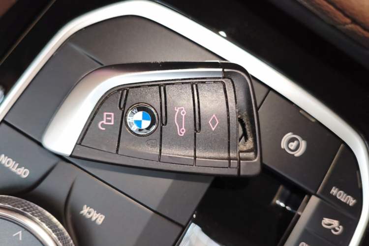 Used BMW X3 2023 Restyled xDrive30i Leading Edition M Night Sky Package Vehicle Key
