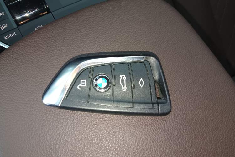 Used BMW X3 2023 xDrive25i M Sport Package Vehicle Key