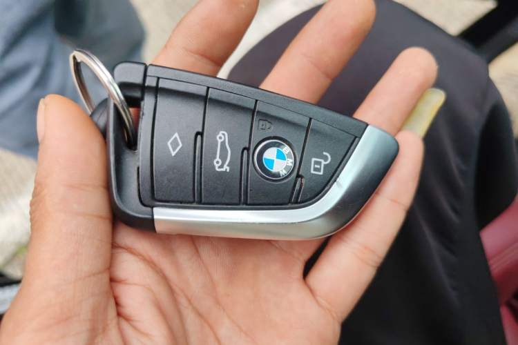 Used BMW X3 2023 xDrive25i M Sport Package Vehicle Key