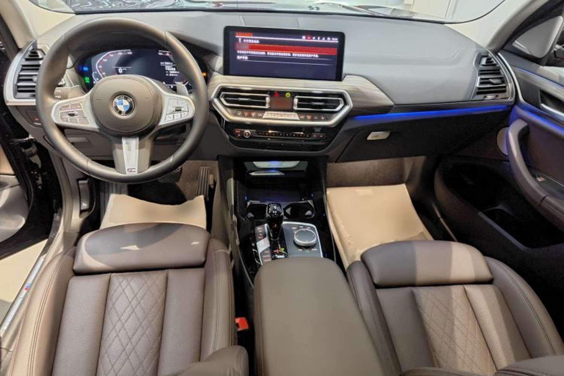Used BMW X3 2023 Restyled xDrive30i Leading Edition M Night Sky Package Center Console