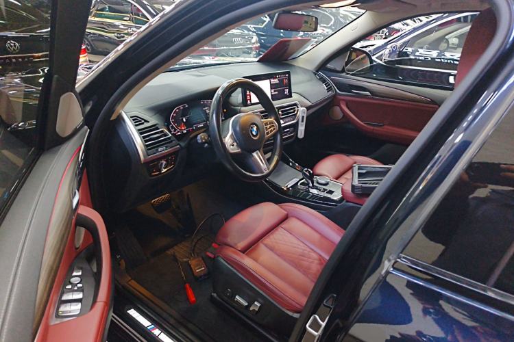 Used BMW X3 2023 xDrive30i Leading Model M Night Edition Package Driver Seat