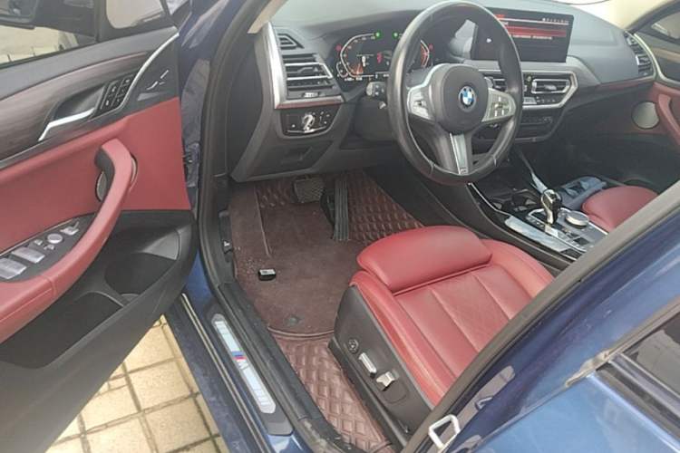 Used BMW X3 2023 xDrive30i Leading Model M Night Edition Package Driver Seat