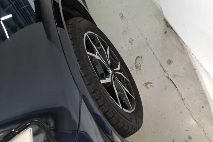 Used BMW X3 2023 xDrive25i M Sport Package Exterior 4