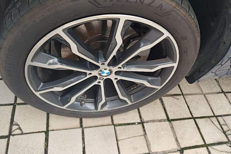 Used BMW X3 2023 xDrive30i Leading Model M Night Edition Package Exterior 4
