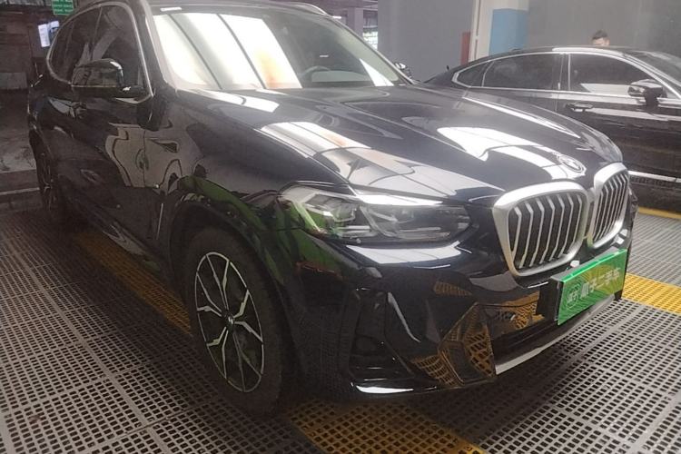 Used BMW X3 2023 xDrive25i M Sport Package Front Right 45 Deg