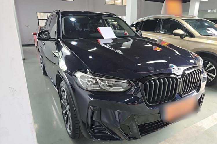 Used BMW X3 2023 xDrive30i Leading Model M Night Edition Package Front Right 45 Deg