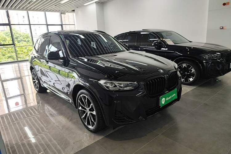 Used BMW X3 2023 Restyled xDrive30i Leading Edition M Night Sky Package Front Right 45 Deg