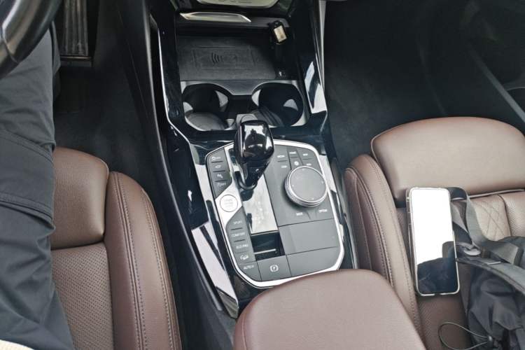 Used BMW X3 2023 xDrive30i Leading Model M Night Edition Package Gear Lever