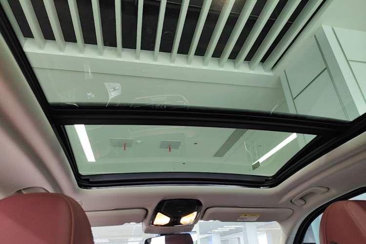 Used BMW X3 2023 Restyled xDrive30i Leading Edition M Night Sky Package Headliner