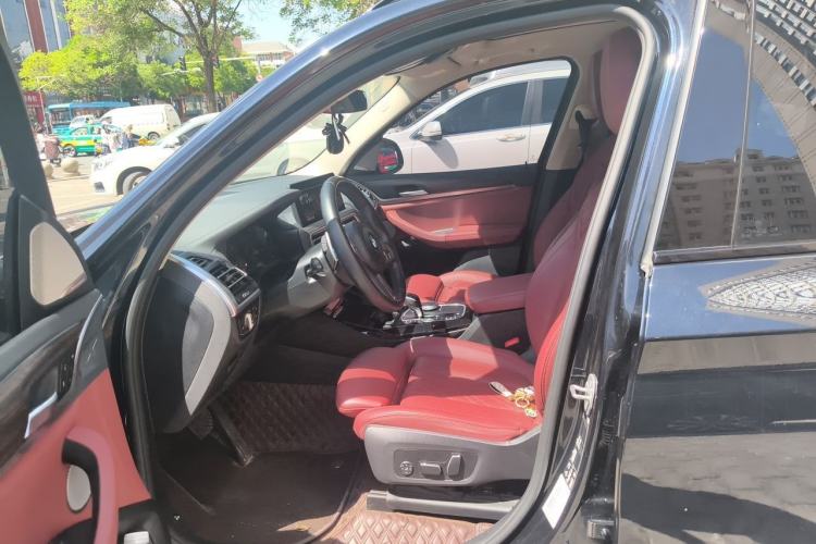 Used BMW X3 2023 xDrive30i Leading Model M Night Edition Package Left Front Seat