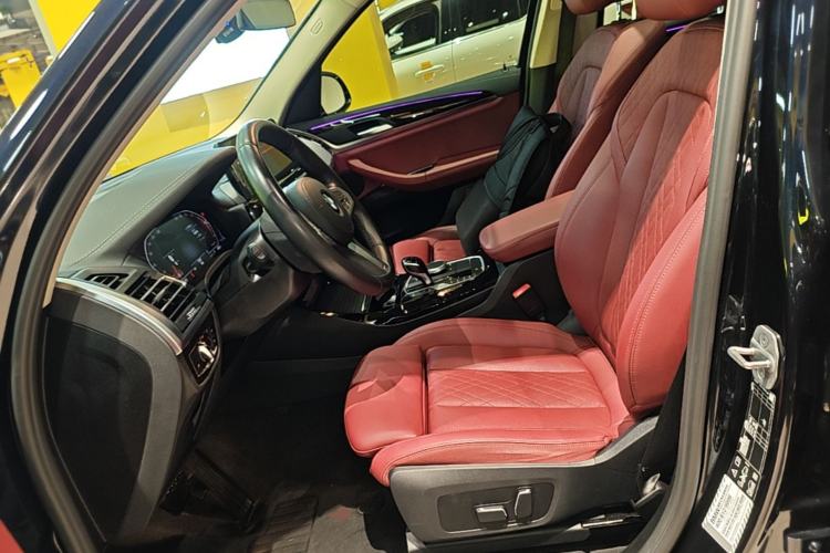 Used BMW X3 2023 xDrive25i M Sport Package Left Front Seat