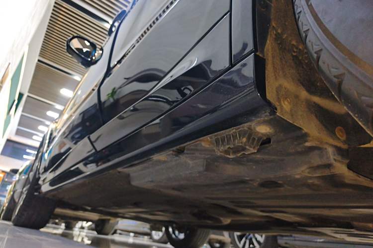 Used BMW X3 2023 xDrive30i Leading Model M Night Edition Package Left Side Sill