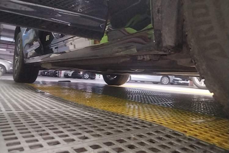 Used BMW X3 2023 xDrive25i M Sport Package Right Side Sill
