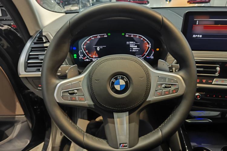 Used BMW X3 2023 Restyled xDrive30i Leading Edition M Night Sky Package Steering Wheel