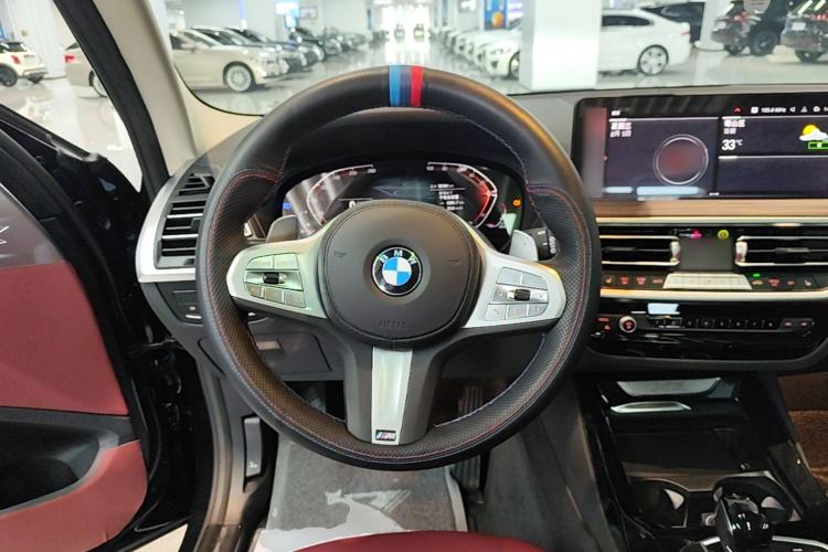 Used BMW X3 2023 Restyled xDrive30i Leading Edition M Night Sky Package Steering Wheel