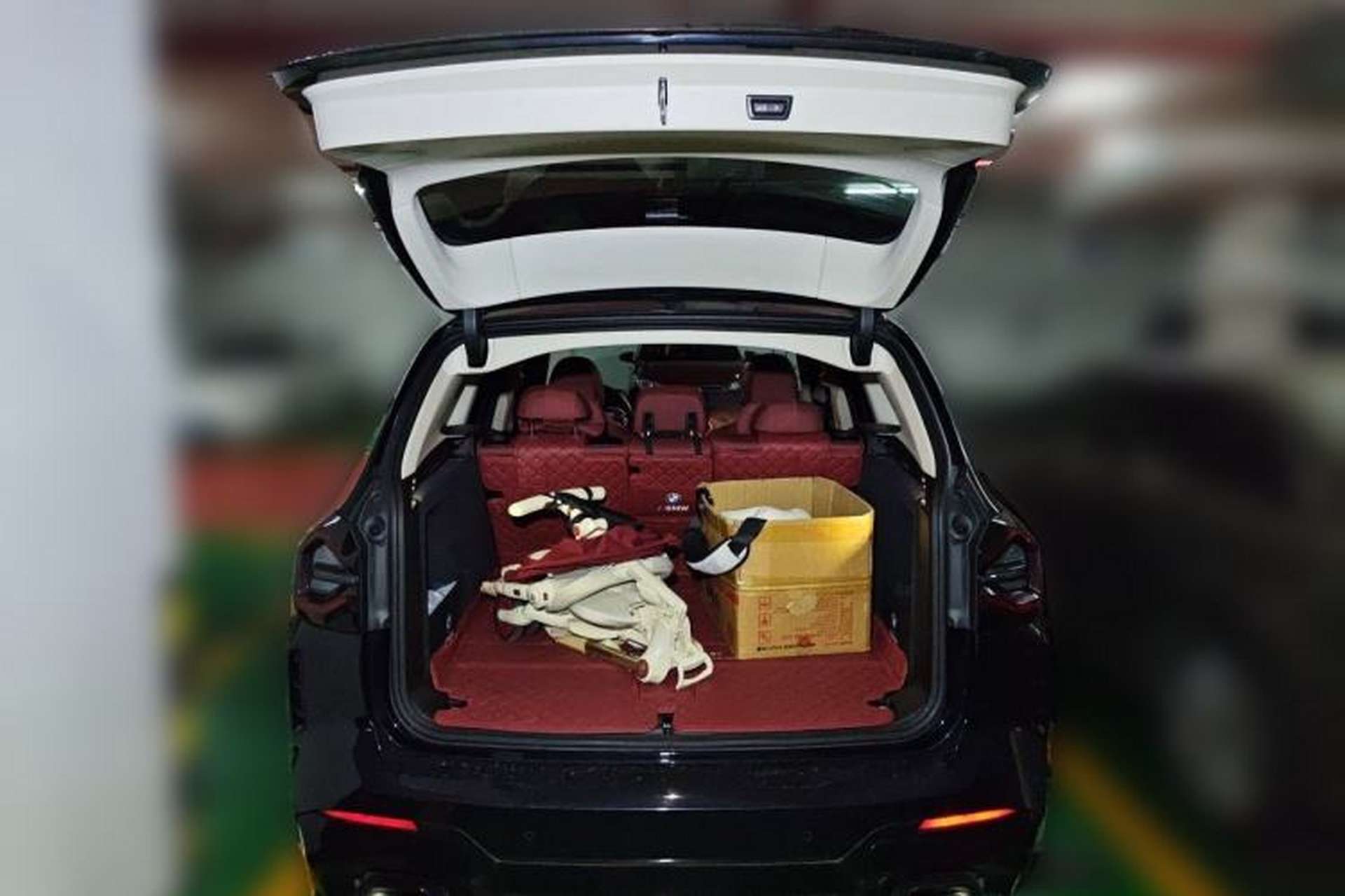 Used BMW X3 2023 xDrive30i Leading Model M Night Edition Package Trunk
