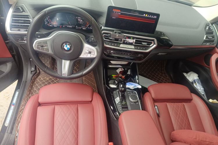 Used BMW X3 2023 xDrive25i M Sport Package Center Console
