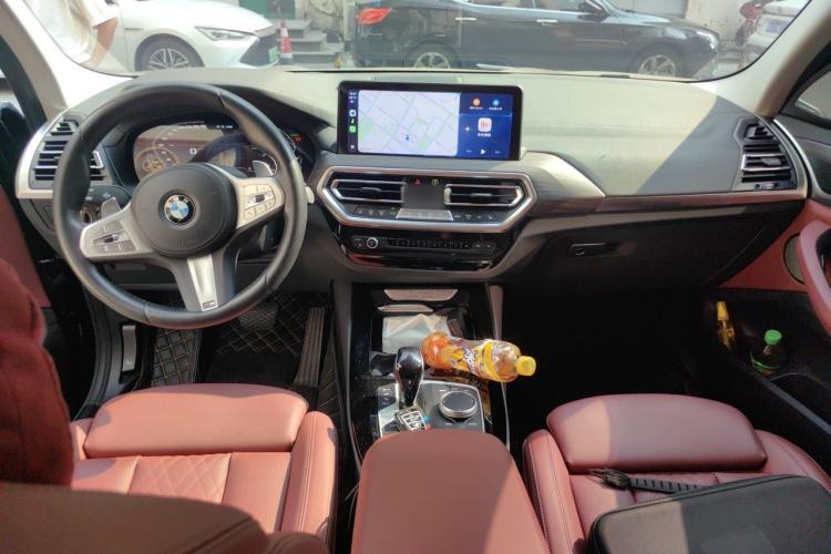 Used BMW X3 2023 xDrive30i Leading Model M Night Edition Package Center Console