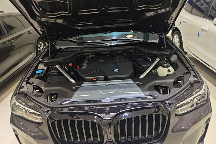 Used BMW X3 2023 Restyled xDrive30i Leading Edition M Night Sky Package Engine Bay