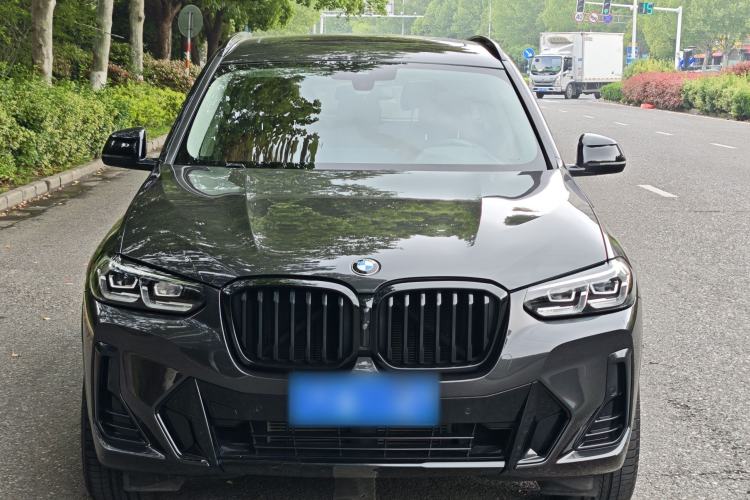 Used BMW X3 2023 xDrive30i Leading Model M Night Edition Package Exterior 3