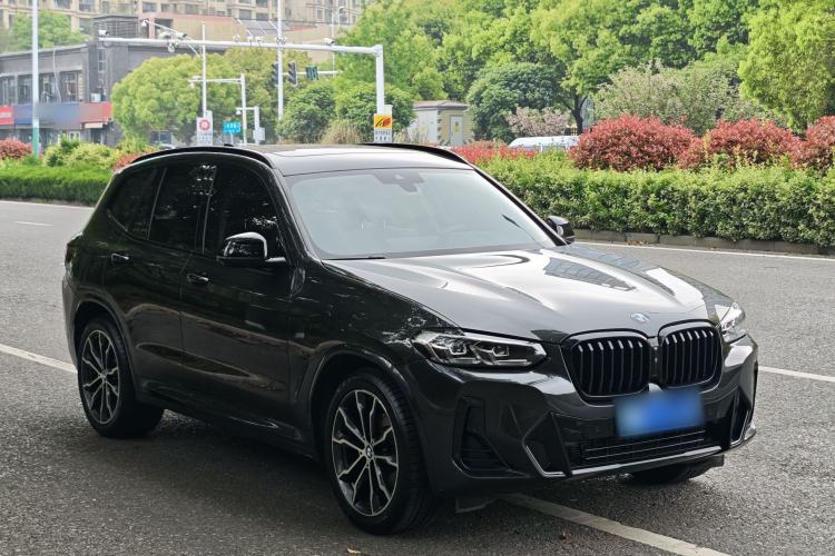 Used BMW X3 2023 xDrive30i Leading Model M Night Edition Package Exterior 6