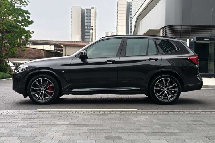 Used BMW X3 2023 xDrive30i Leading Model M Night Edition Package Exterior 8