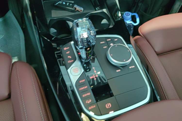 Used BMW X3 2023 xDrive30i Luxury Edition M Night Sky Package Gear Lever