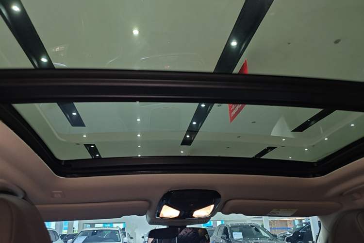 Used BMW X3 2023 Restyled xDrive30i Leading Edition M Night Sky Package Headliner