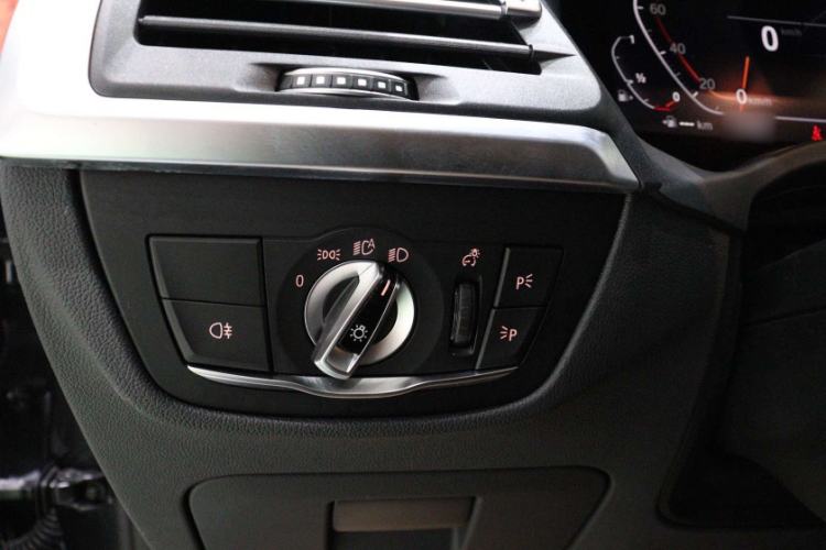 Used BMW X3 2023 Restyled xDrive30i Leading Edition M Night Sky Package Interior 10