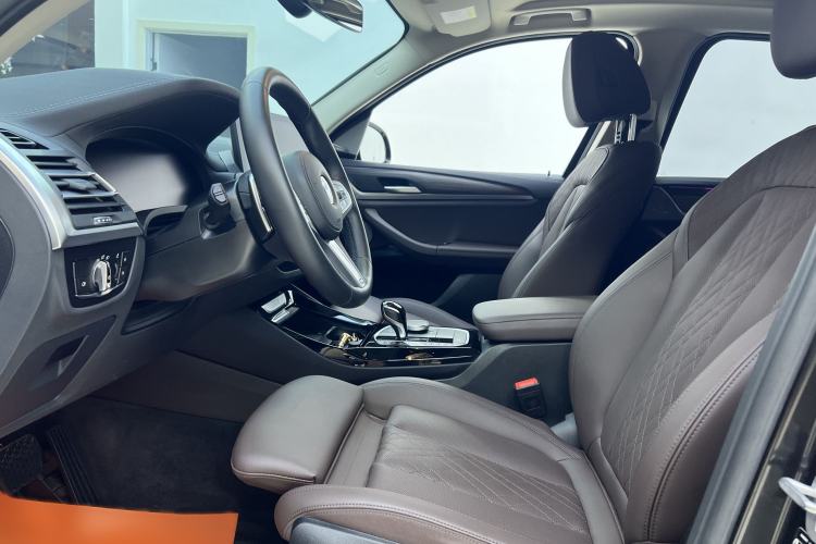 Used BMW X3 2023 Restyled xDrive30i Leading Edition M Night Sky Package Interior 6
