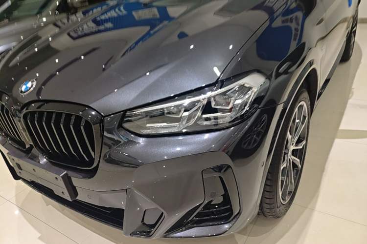 Used BMW X3 2023 Restyled xDrive30i Leading Edition M Night Sky Package Left Front Headlight