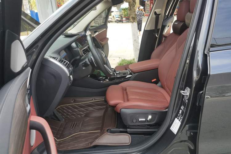Used BMW X3 2023 xDrive30i Leading Model M Night Edition Package Left Front Seat