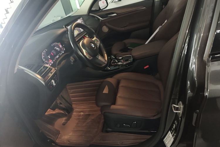 Used BMW X3 2023 Restyled xDrive30i Leading Edition M Night Sky Package Left Front Seat