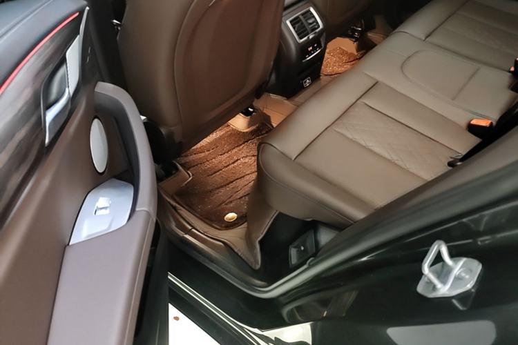 Used BMW X3 2023 Restyled xDrive30i Leading Edition M Night Sky Package Left Rear Seat