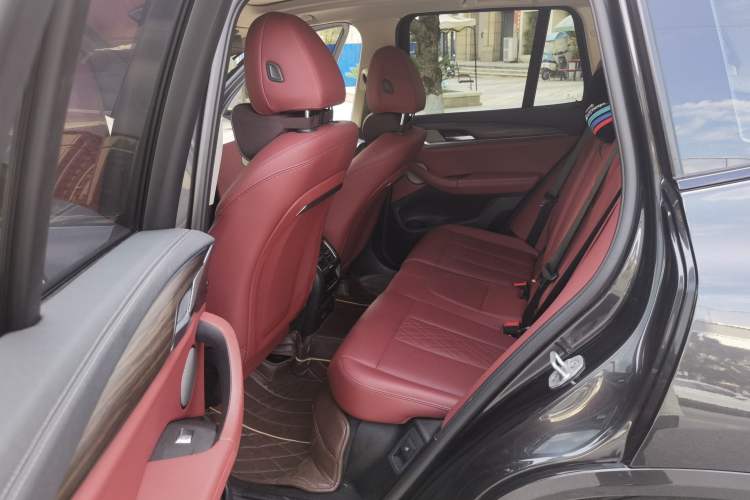 Used BMW X3 2023 xDrive30i Leading Model M Night Edition Package Left Rear Seat