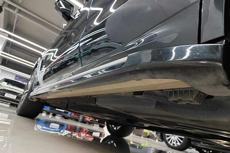 Used BMW X3 2023 xDrive30i Leading Model M Night Edition Package Left Side Sill