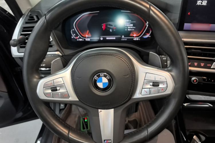 Used BMW X3 2023 Restyled xDrive30i Leading Edition M Night Sky Package Steering Wheel