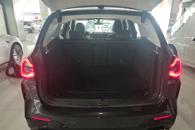 Used BMW X3 2023 Restyled xDrive30i Leading Edition M Night Sky Package Trunk