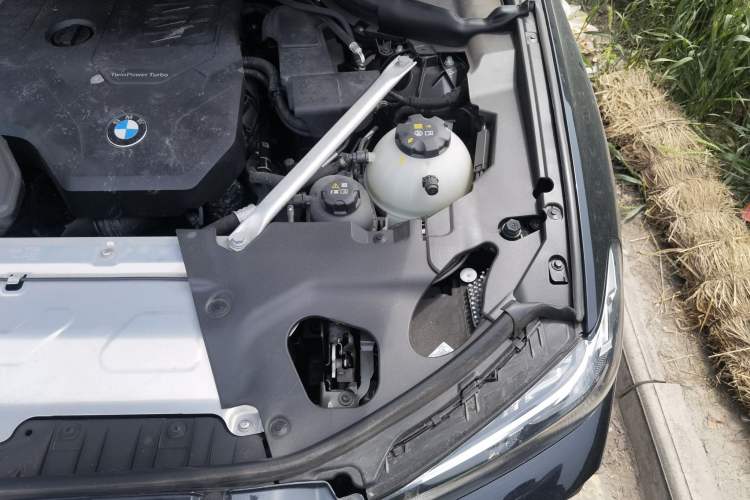 Used BMW X3 2023 xDrive30i Leading Model M Night Edition Package Engine Bay Left