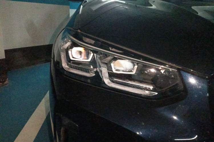 Used BMW X3 2023 xDrive30i Leading Model M Night Edition Package Right Front Headlight