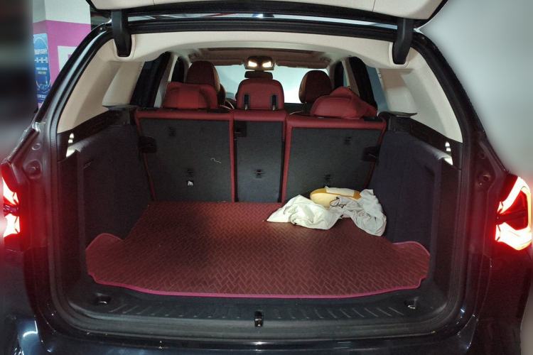 Used BMW X3 2023 xDrive25i M Sport Package Trunk
