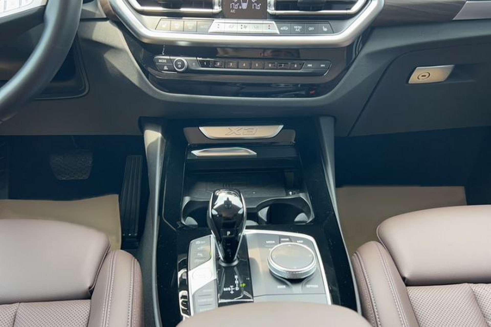 Used BMW X3 2023 Restyled xDrive30i Leading Edition M Night Sky Package Gear Lever