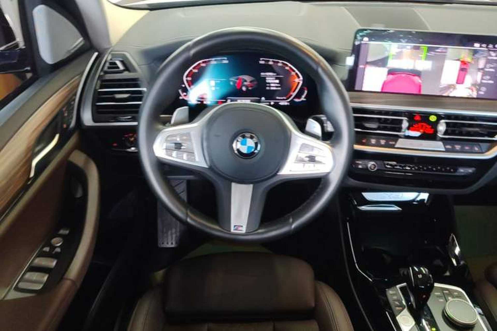 Used BMW X3 2023 Restyled xDrive30i Leading Edition M Night Sky Package Steering Wheel