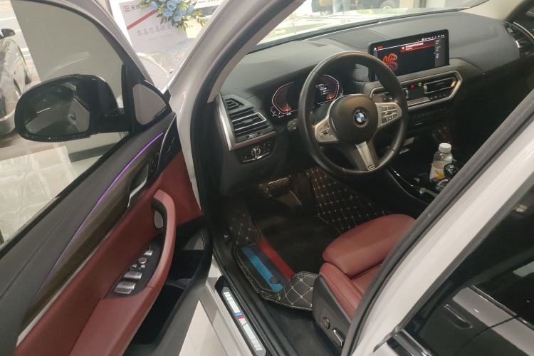 Used BMW X3 2023 Restyled xDrive30i Leading Edition M Night Sky Package Driver Seat