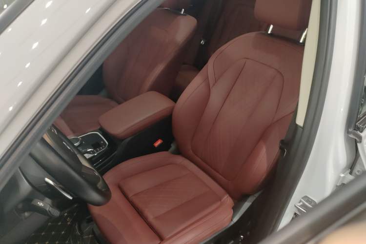 Used BMW X3 2023 Restyled xDrive30i Leading Edition M Night Sky Package Left Front Seat